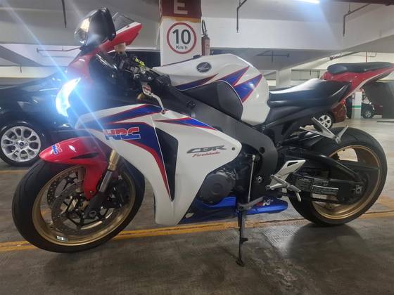 HONDA CBR 1000RR FIREBLADE 